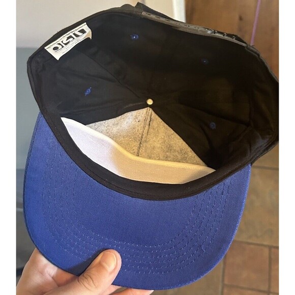 Vintage CarQuest Auto Parts SnapBack Hat - Picture 4 of 5